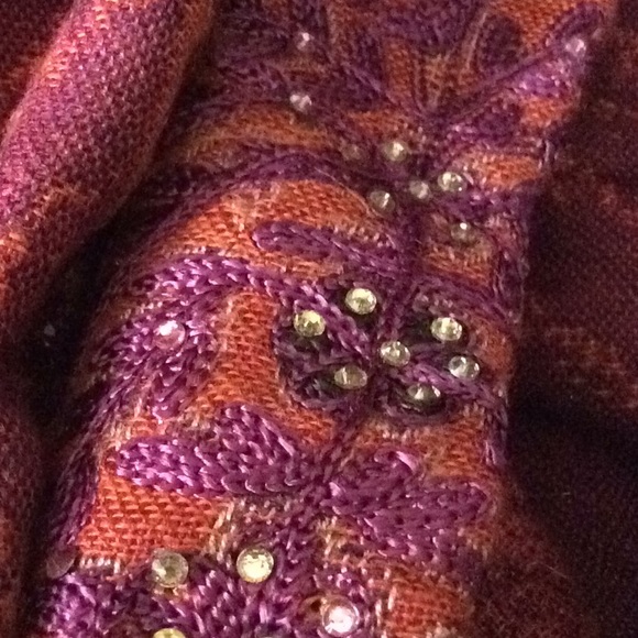 COPY - Aarkashan Shawl - Picture 4 of 4